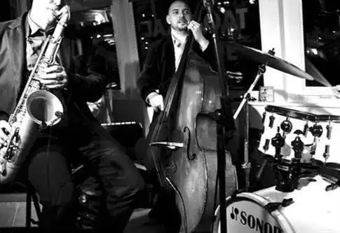 Jazz Boat Prague - preview image