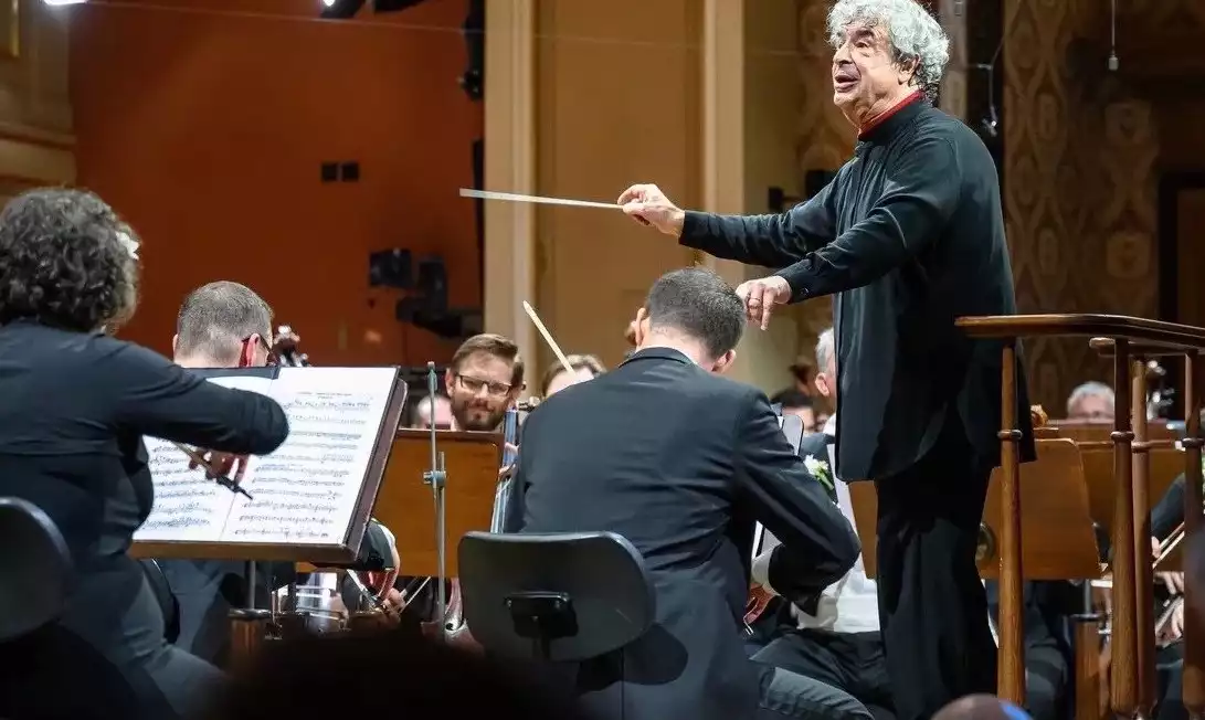 Czech Philharmonic, Semyon Bychkov
