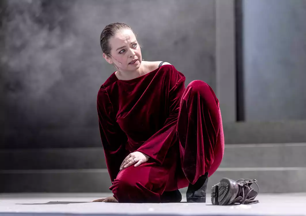 Hedda Gabler
