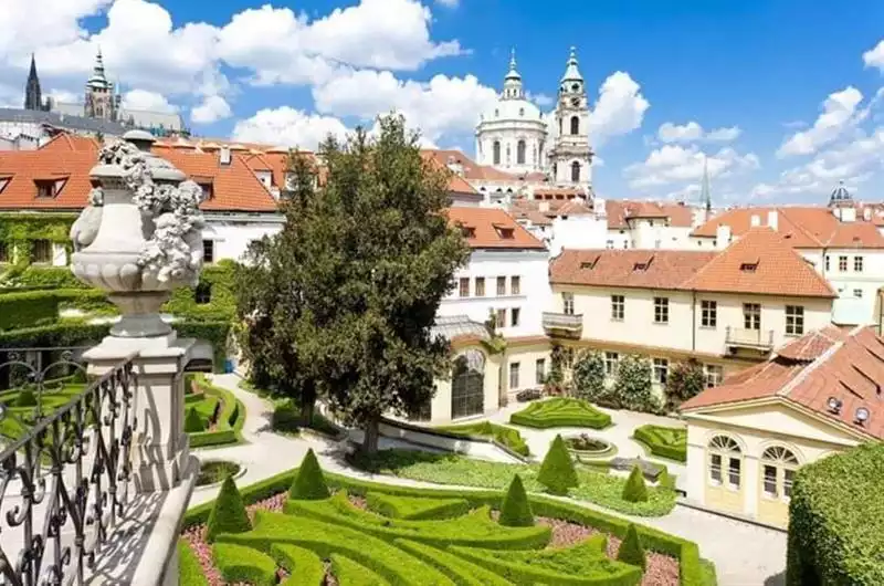 Classical concert in the Baroque garden  - preview image