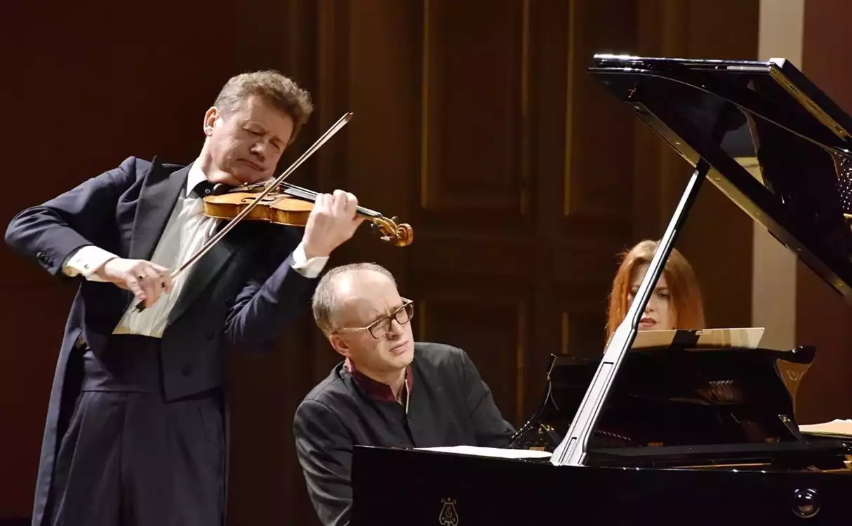 Ženatý, Kasík - preview image