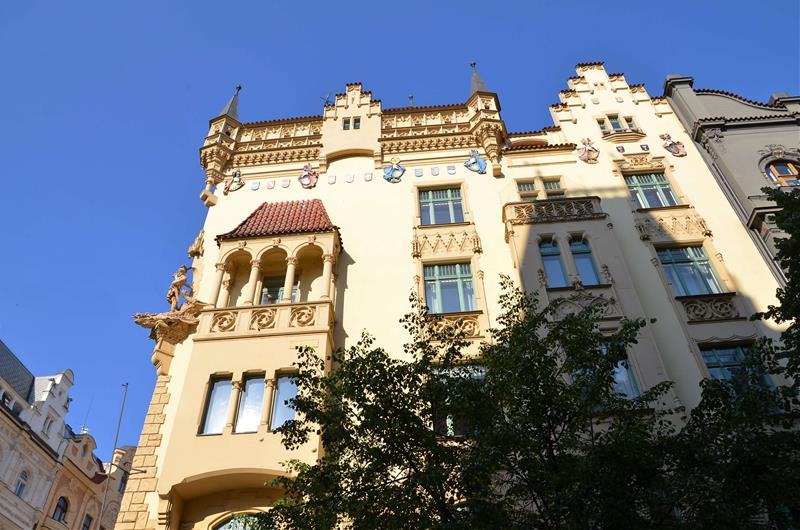 prague tours ticket office